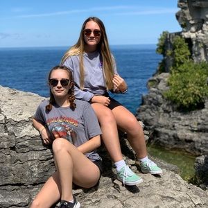 Meet your Posher, Emma